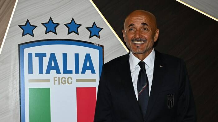 Inizia l’avventura di Spalletti sulla panchina dell’Italia: “Cerco la felicità perché ne abbiamo bisogno”