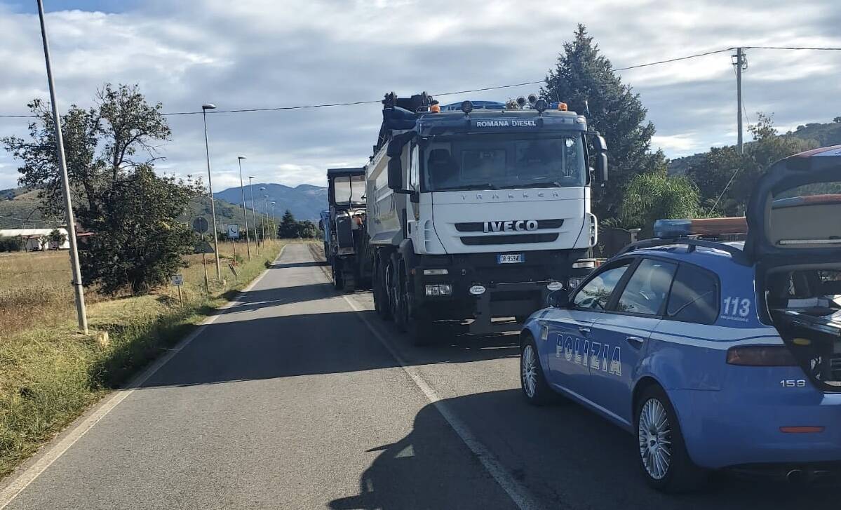 Cantiere non autorizzato sulla Monti Lepini: la Polizia blocca i lavori