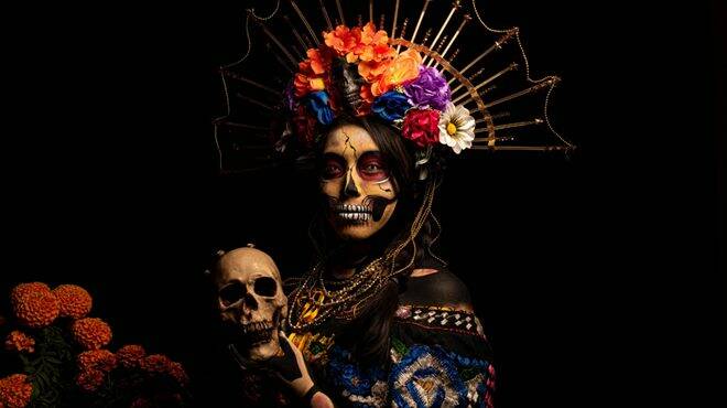 La tradizione messicana arriva a Fregene: il parco avventura festeggia il “Dia de los muertos”