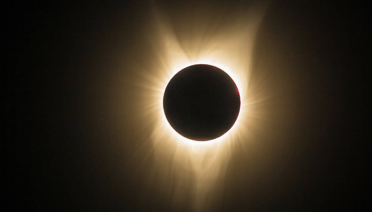 Eclissi solare anulare: a che ora e dove sarà visibile