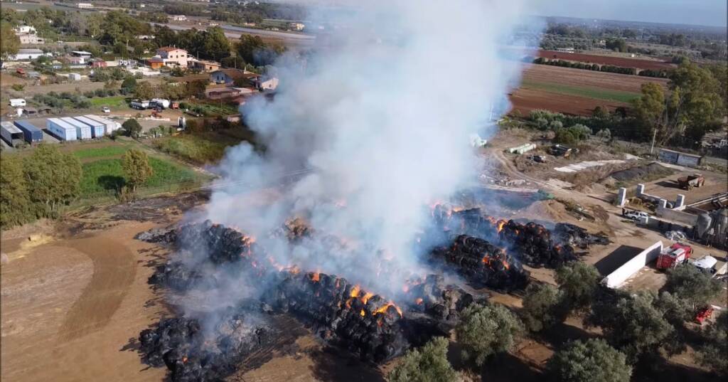 incendio azienda agricola Fioravanti di Ladispoli