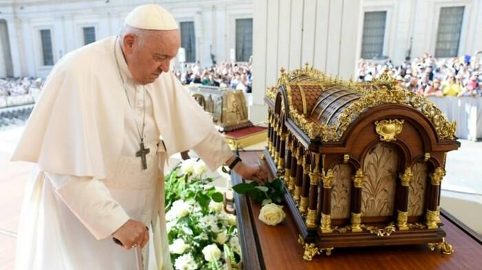 “C’est la confiance”: l’esortazione apostolica di Papa Francesco dedicata a Santa Teresa di Gesù Bambino