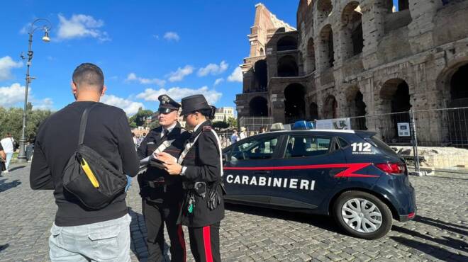 Controllo dei carabinieri area archeologica