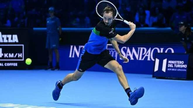 Atp Finals, Medvedev vince con Rublev: “Sono davvero felice, sto bene e l’ho espresso”