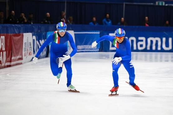 Short Track, squalificata la staffetta maschile: addio alle finali di Seul