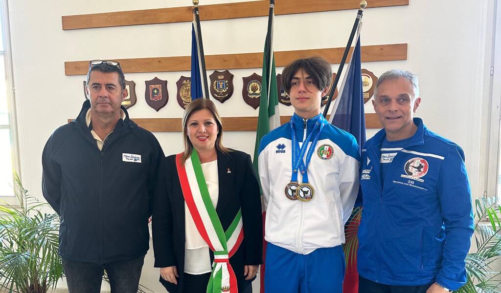 Eccellenze a Pomezia, il sindaco incontra il giovane atleta Luca Usai