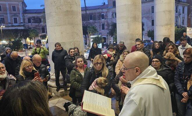 Terracina, i cani del canile alla benedizione della Festa di Sant’Antonio Abate