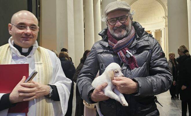 Terracina, i cani del canile alla benedizione della Festa di Sant’Antonio Abate