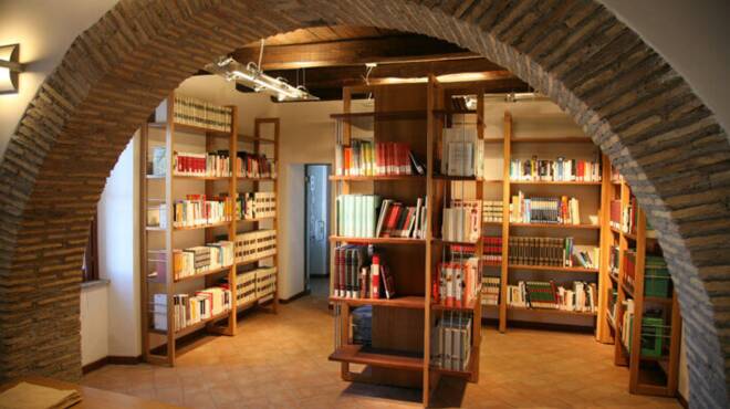 Biblioteca Montalto di Castro