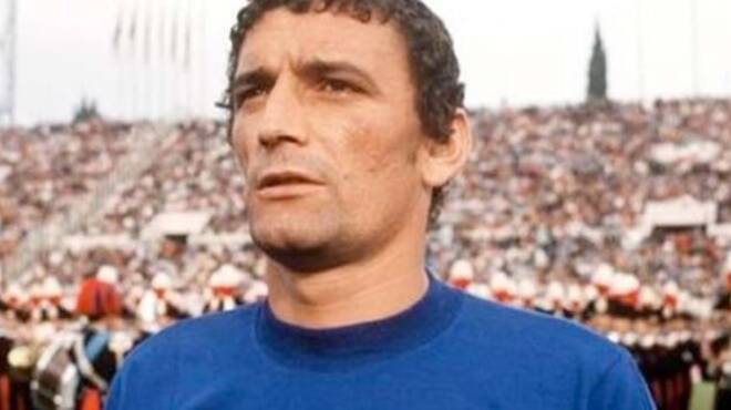 È morto Gigi Riva, il “Rombo di Tuono” del calcio italiano