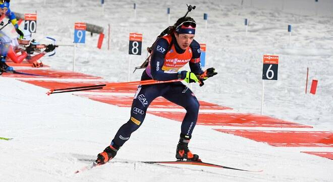 Biathlon, Tommaso Giacomel vive un momento magico: è argento nella Sprint