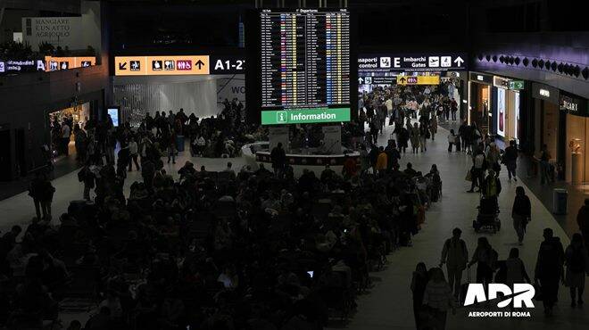 Giornata nazionale del risparmio energetico: molte luci e insegne spente all’aeroporto di Fiumicino