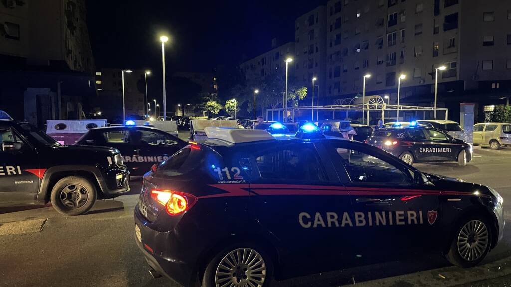 Spaccio di droga e lavoratori in nero: stretta dei carabinieri a Tor Bella Monaca