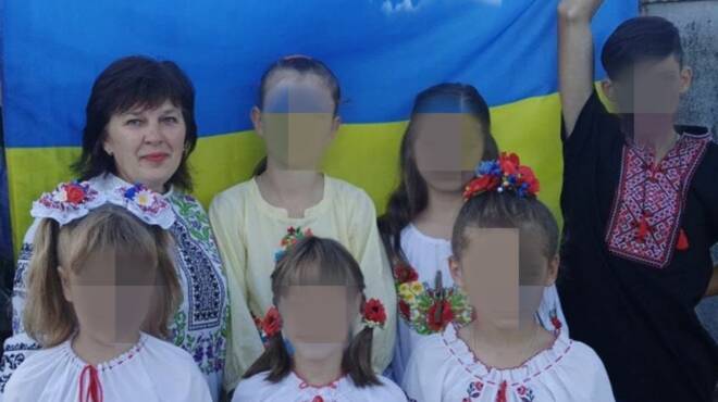 L’Italia accoglie gli orfani di Kharkiv, Claudia Conte: “Benvenuti piccoli guerrieri”
