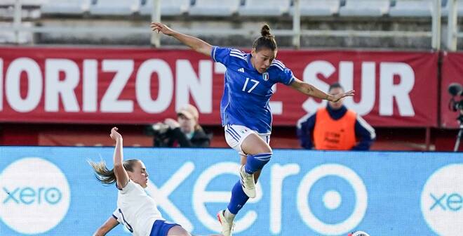 Calcio Femminile, l’Italia di Soncin sconfitta con l’Inghilterra: 5-1 il risultato finale