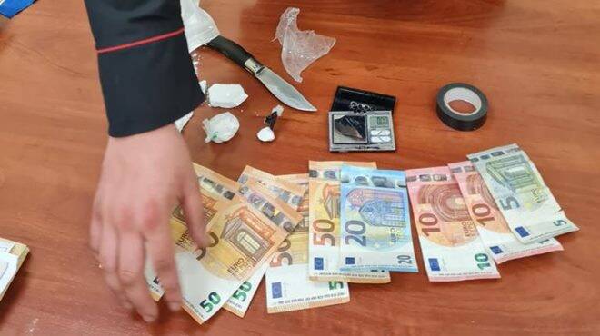 “Crack Capitale”: arrestati 11 spacciatori e maxi sequestro della potente droga
