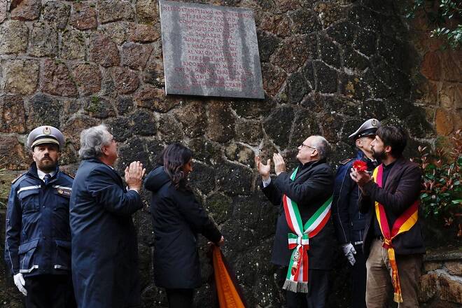 Roma, seduta straordinaria dell’Assemblea Capitolina alle Fosse Ardeatine