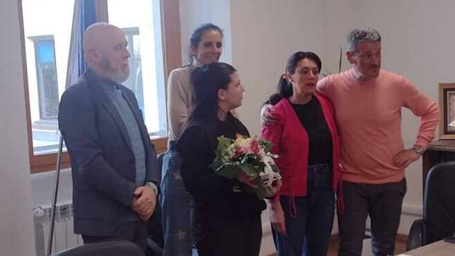 Civitavecchia, il sindaco Tedesco premia la karateka Roberta Bruno