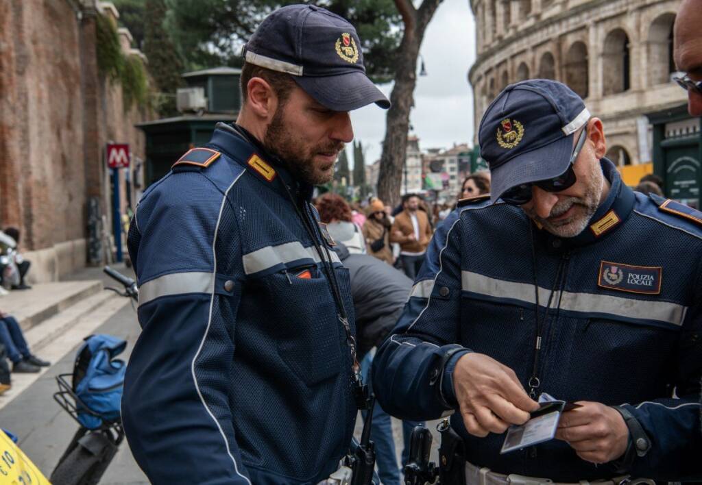 vigili - polizia roma capitale