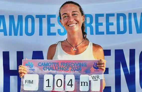 Apnea, Zecchini è eccezionale nel Freediving Challenge: l’atleta romana fa il record mondiale