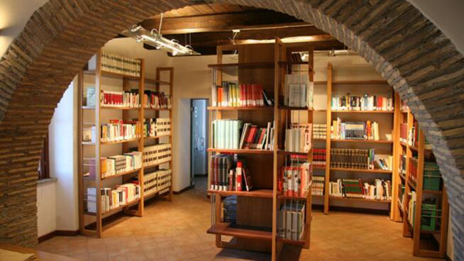 Biblioteca Montalto di Castro