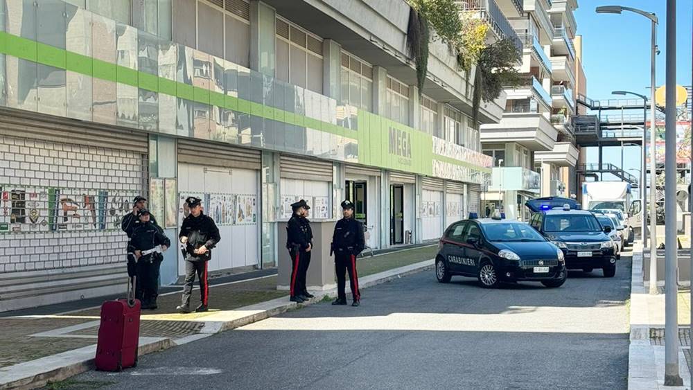 Valigia sospetta a Parco Leonardo: allarme bomba. Poi tutto rientra