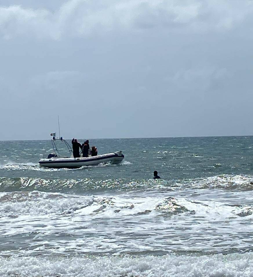 Uomo in stato confusionale nelle acque di Terracina: interviene la guardia costiera