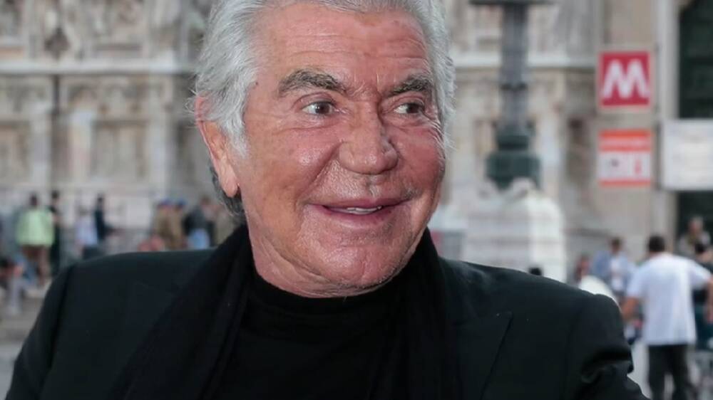 Mondo della moda in lutto, è morto Roberto Cavalli: lo stilista aveva 83 anni