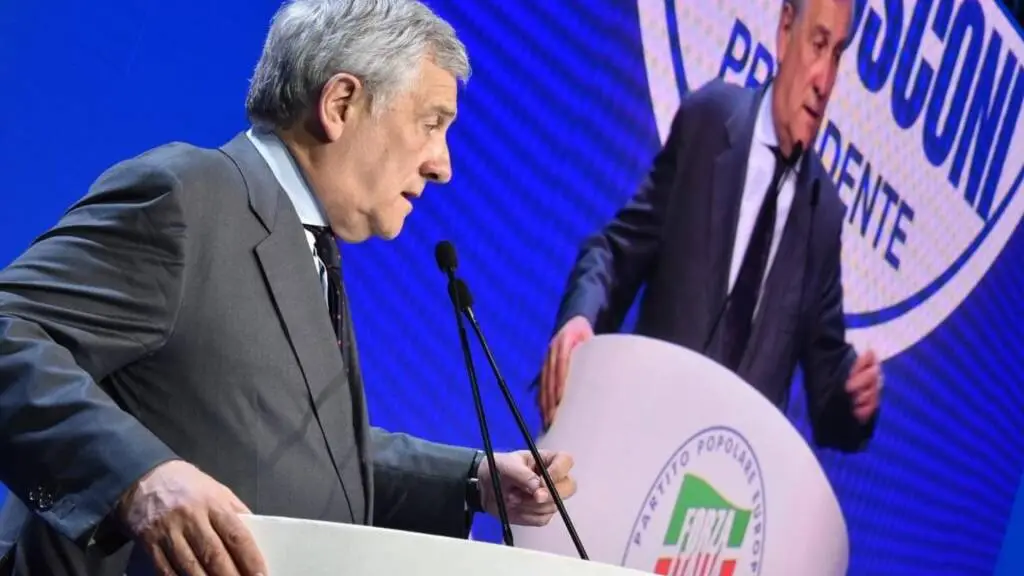 Tajani: “Io presidente della Commissione Europea? Sto benissimo dove sto”