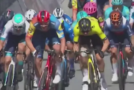 Giro d’Italia 2024, Benjamin Thomas vince la tappa con arrivo a Lucca