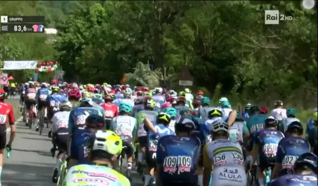 Giro d’Italia 2024, la decima tappa da Pompei a Cusano Mutri: 141 km tra pianura e montagne
