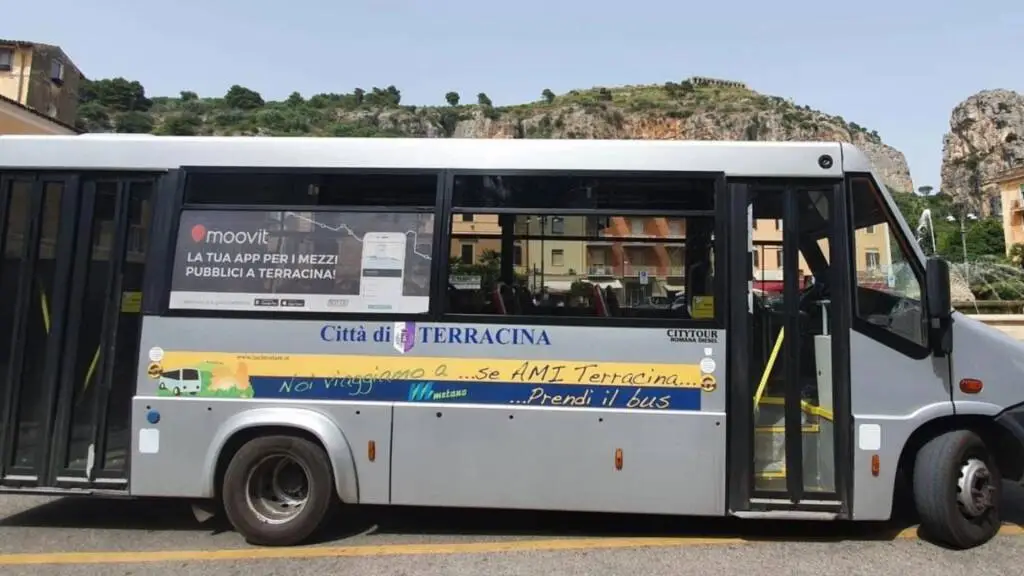 Tornano le navette da e per la stazione ferroviaria Monte San Biagio-Terracina Mare