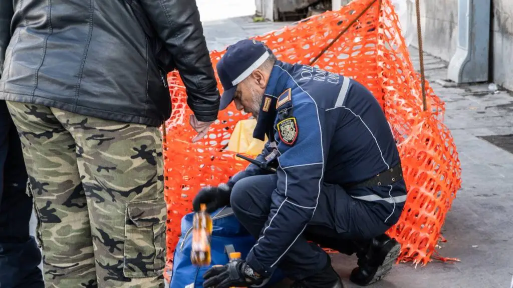 Termini, sequestrati oltre 150 kg di street food