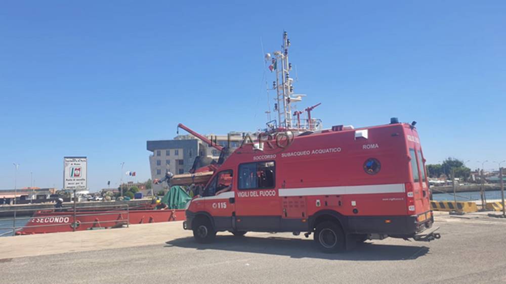Fiumicino, "Allarme incendio" al piazzale Mediterraneo