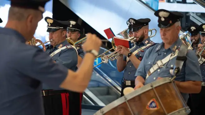 All’aeroporto di Fiumicino si celebra la “Festa della Musica” con la Fanfara dei Carabinieri