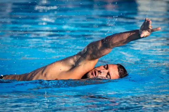 Europei di Nuoto Artistico, Minisini è bronzo nel solo tecnico: “Bello che cresce il movimento maschile”