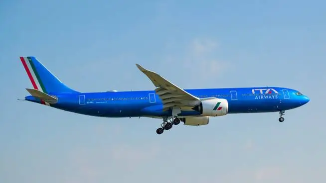 Ita Airways, cancellati due voli da Roma e Bologna: ai passeggeri 250 euro di rimborso