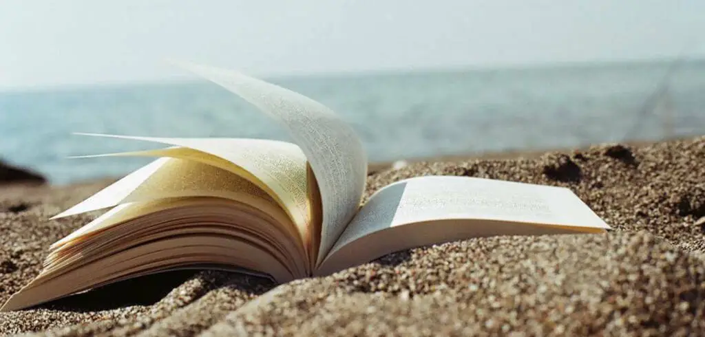 “Il Potere delle Parole”: a Fiumicino si parla di libri in riva al mare