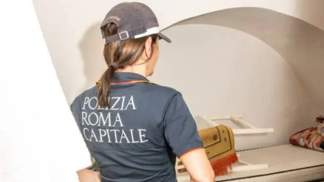 Roma, scoperto albergo abusivo a Termini