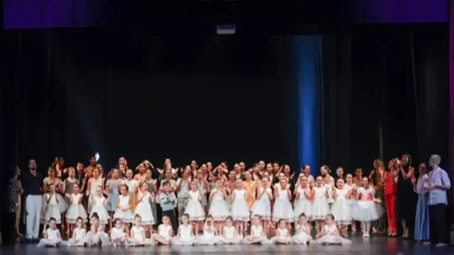 Fiumicino, Ylenia Centra Studio Danza: saggio di fine anno fra applausi e sorrisi