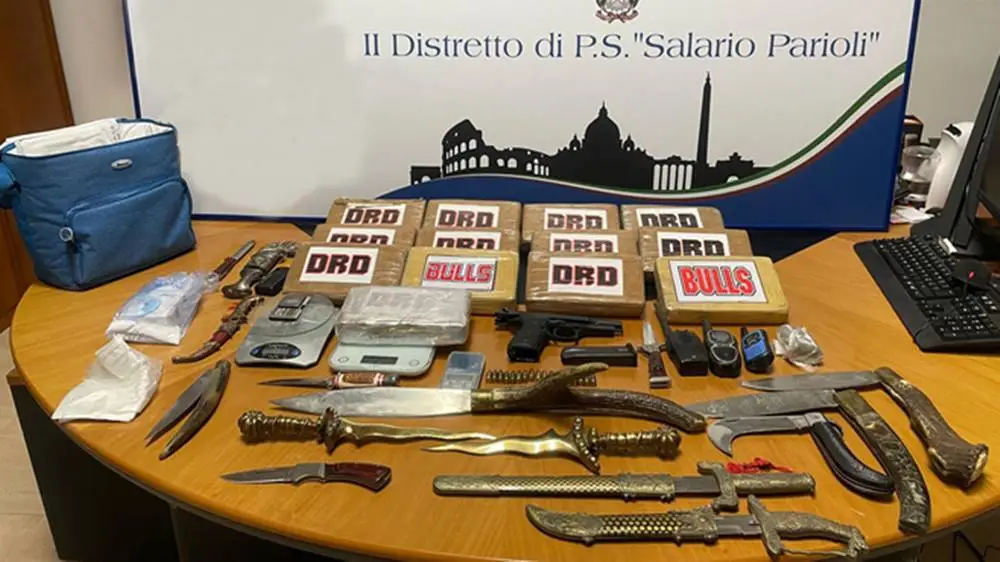 Duro colpo allo spaccio: oltre 72mila dosi di cocaina sottratte al mercato della “Movida Romana”