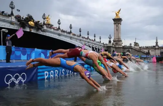 Olimpiadi di Parigi 2024, Senna balneabile: svolte le gare di triathlon