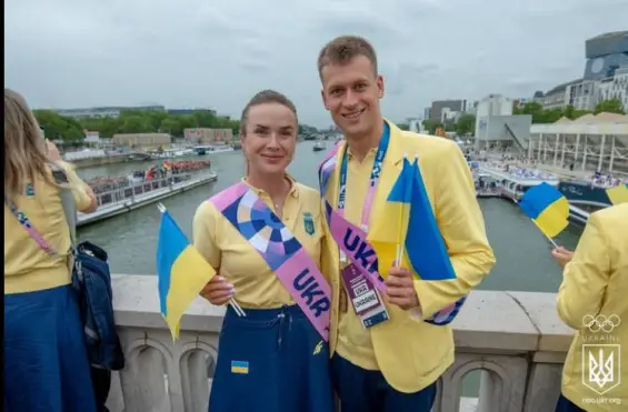 Olimpiadi di Parigi 2024, standing ovation per l’Ucraina