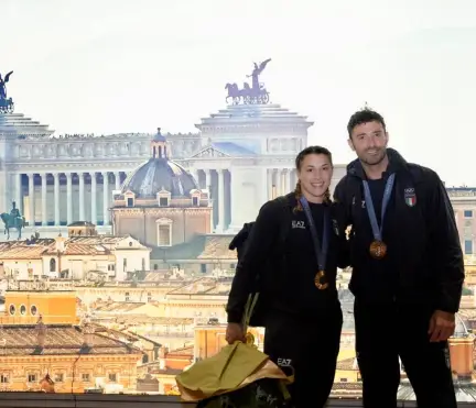 Le Fiamme Gialle accolgono Alice Bellandi e Luigi Samele di ritorno dalle Olimpiadi di Parigi 2024