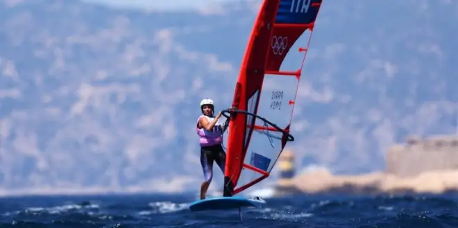 Olimpiadi di Parigi 2024, le Fiamme Gialle di Gaeta: “Congratulazioni a Marta Maggetti, Oro nel windsurf”