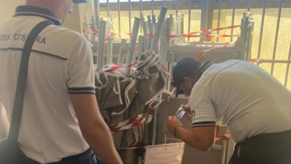 Fondi, Guardia Costiera restituisce alla collettività la spiaggia libera