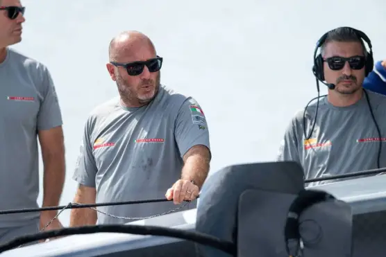 Louis Vuitton Cup 2024, Luna Rossa è eccezionale con American Magic: vince e vola in finale