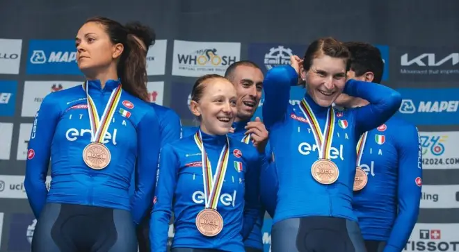 Mondiali di Ciclismo su Strada, la staffetta mista azzurra conquista il bronzo