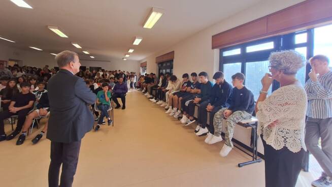 https://cdn.ilfaroonline.it/photogallery_new/images/2024/09/scuole-santa-marinella-179635.jpg