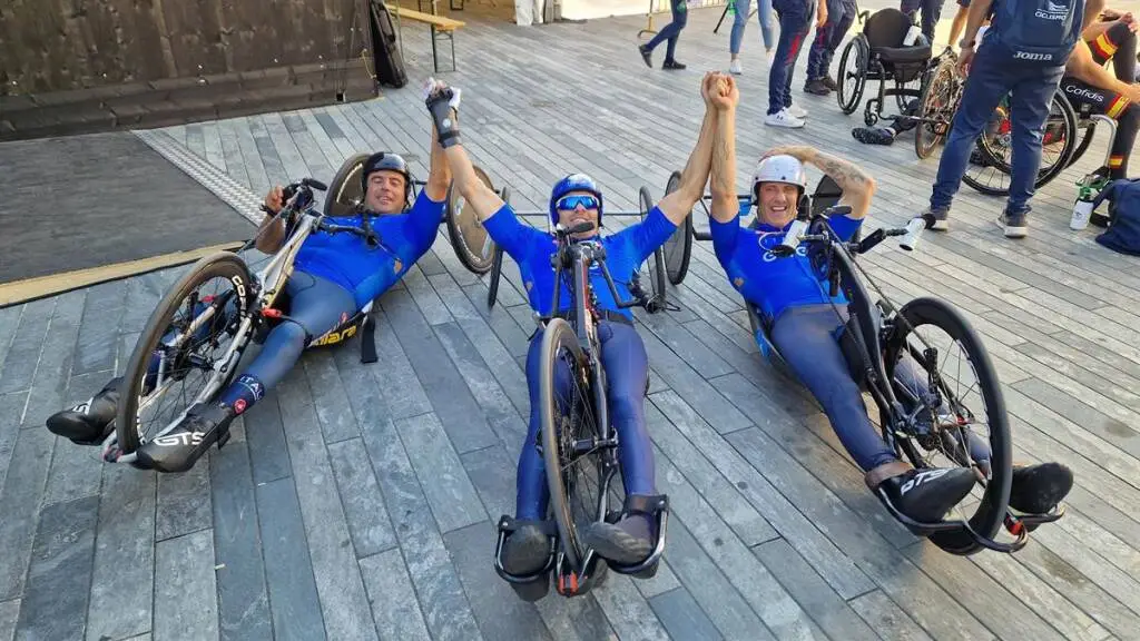 Mondiali di Paraciclismo, Italia eccezionale a Zurigo: Mestroni, Mazzone e Cortini fanno argento nel Team Relay